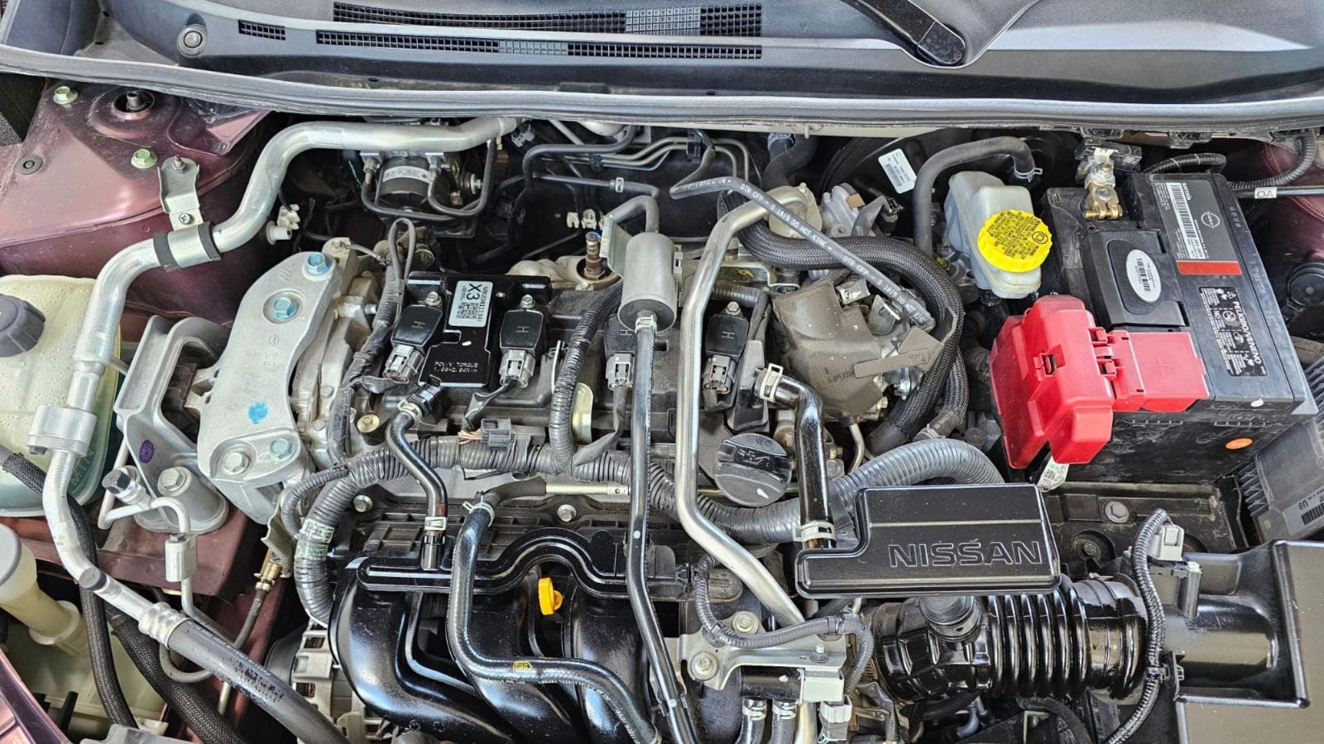 2022 Nissan SENTRA 4 PTS SR PLATINUM CVT AAC AUT ASTOS DEPORTIVOS BOSE PIEL NEGRA QC F LED RA-18