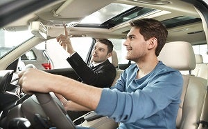 Schedule a test drive at Nissan Mexicali San Pedro in Mexicali, Baja California, México.